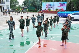 成都周邊夏令營帶孩子走出家門實(shí)現(xiàn)自我突破