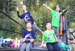 參加成都中學(xué)生夏令營了解閬中古城文化特色
