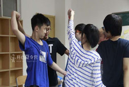 如何應(yīng)對(duì)英語(yǔ)考試中的英語(yǔ)聽(tīng)力？