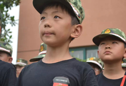 軍事訓(xùn)練能給孩子帶來(lái)哪些變化呢？
