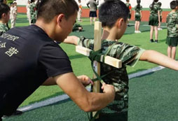 中小學(xué)生參加彭州附近的軍事夏令營(yíng)哪家好？