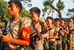 乘風(fēng)軍事夏令營(yíng)讓孩子在挑戰(zhàn)中學(xué)會(huì)突破