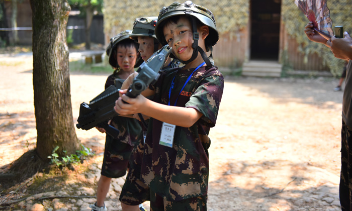 郴州軍事夏令營多少錢