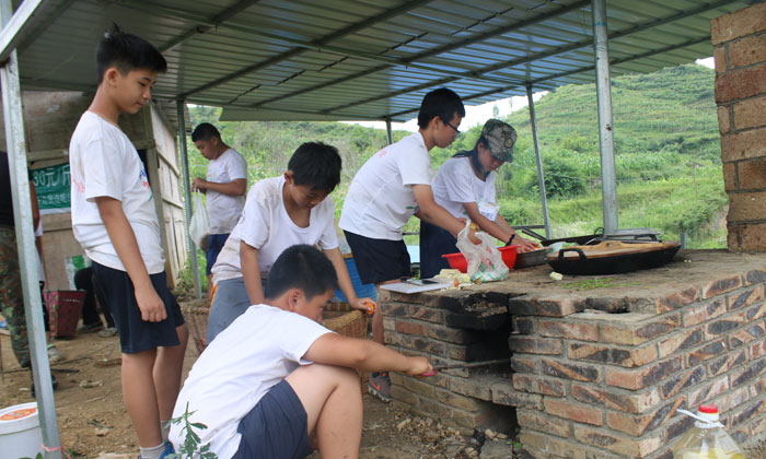 吃苦夏令營對(duì)孩子真的有幫助嗎？
