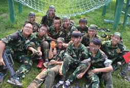 吃苦夏令營，青少年成長的無名英雄