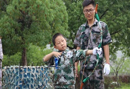 小孩子吃苦夏令營(yíng)有哪些課程模塊？