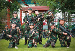 山西沖鋒號(hào)軍事夏令營作息時(shí)間如何