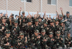 參加活動(dòng)重慶兒童夏令營帶你了解大千世界！
