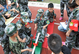 重慶軍事夏令營讓學與玩成正比