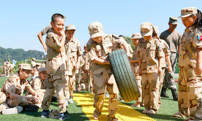 重慶軍訓(xùn)夏令營(yíng)哪家好