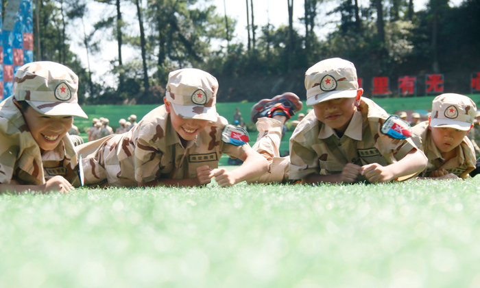 重慶軍訓(xùn)夏令營有哪些