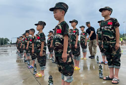 重慶軍訓(xùn)營(yíng)收費(fèi)多少？四大機(jī)構(gòu)報(bào)價(jià)一覽