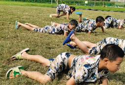 重慶哪家的軍訓(xùn)夏令營(yíng)比較推薦