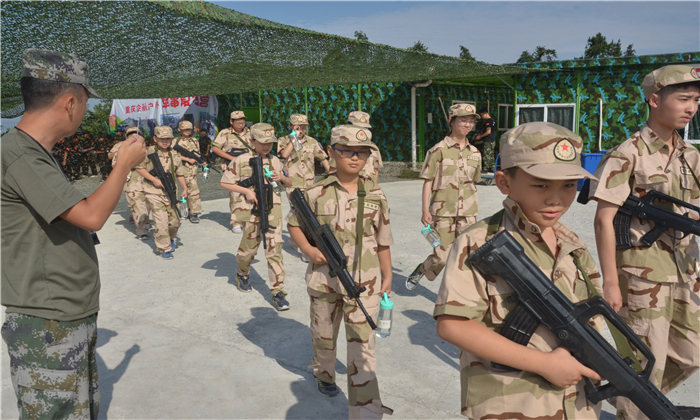 重慶軍事夏令營課程