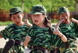 青少年重慶夏令營(yíng)活動(dòng)的本質(zhì)是什么？