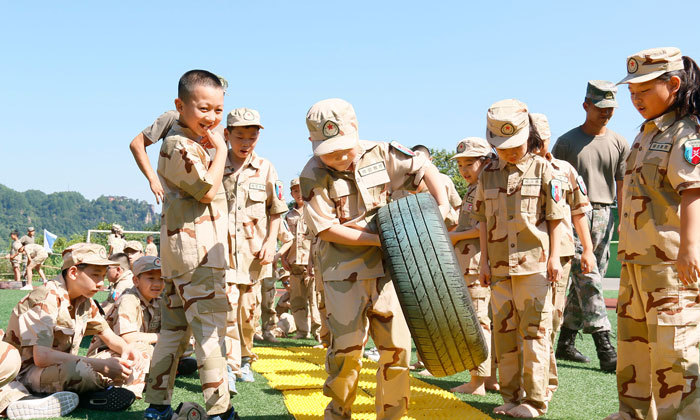 重慶軍事夏令營(yíng)有哪些