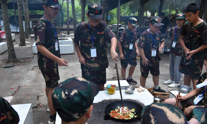 軍事野炊