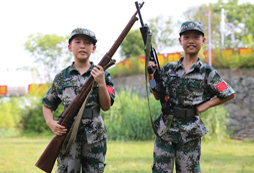 參加超級(jí)軍營(yíng)軍事夏令營(yíng)需要準(zhǔn)備什么