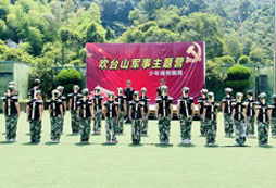 背十字架