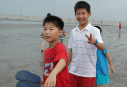 快樂的海邊時光