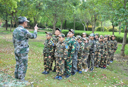 大慶青少年軍事夏令營幫助孩子提高綜合素質(zhì)