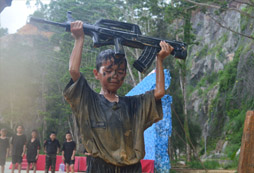 大慶小學(xué)生軍事夏令營讓孩子超越自我