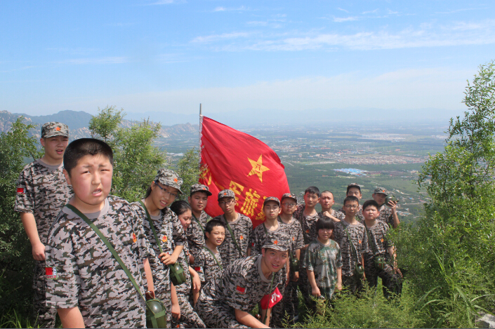 登封軍事夏令營(yíng)師資配比