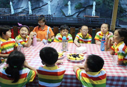 東北青少年夏令營讓孩子的暑期更加豐富多彩