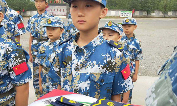 勇者軍事夏令營