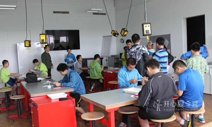 適合大學(xué)生參加的英國夏令營課程有哪些？