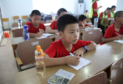 為孩子選擇兒童英語夏令營注意什么？