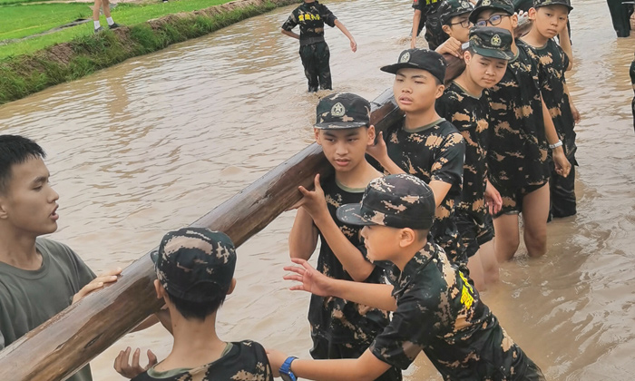 兒童軍事化夏令營(yíng)機(jī)構(gòu)推薦