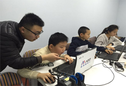 幼兒時期適合參加哪種類型的夏令營活動？