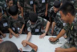 兒童特種兵軍事夏令營圓你特種兵夢想