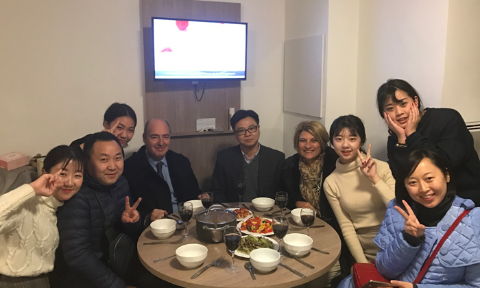 歐洲游學(xué)團(tuán)過(guò)你一個(gè)特色暑期游學(xué)之旅.jpg