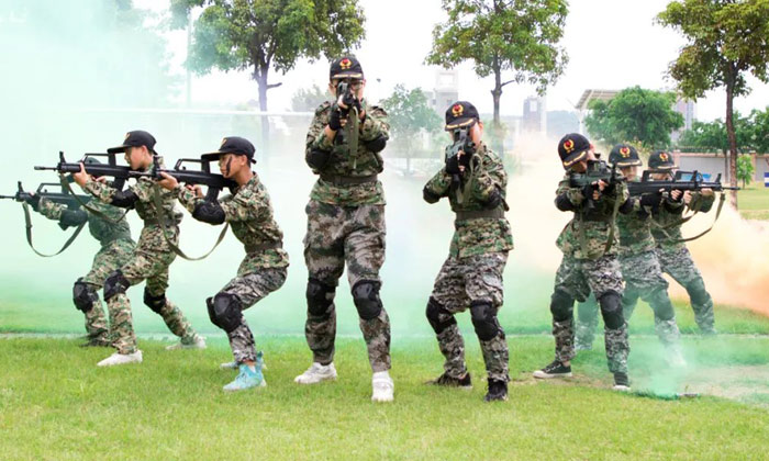 福建軍事夏令營怎么報名