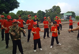 參加福建小學(xué)生夏令營(yíng)讓孩子勇敢的面對(duì)挫折