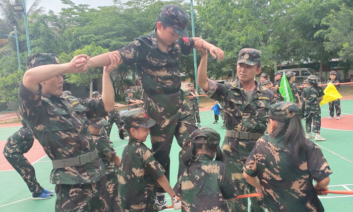 阜陽(yáng)軍事夏令營(yíng)收獲