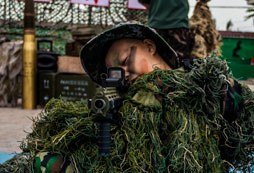 甘肅軍事拓展夏令營激發(fā)孩子個人潛能