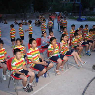 參加贛州拓展夏令營全面提高孩子綜合素質(zhì)