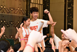 港澳臺(tái)英語夏令營(yíng)培養(yǎng)孩子的興趣