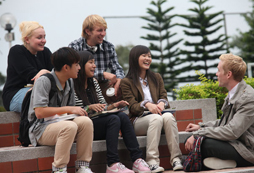  香港國際英語夏令營，感受英國頂尖大學(xué)的教育