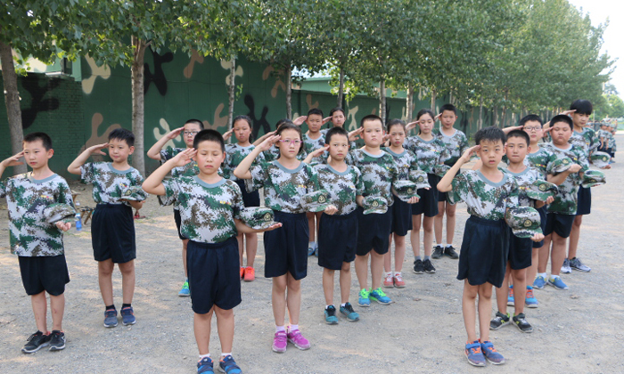 廣東省汕頭市小孩子軍訓夏令營