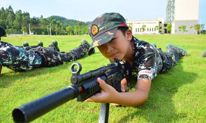 廣東軍事夏令營課程內(nèi)容