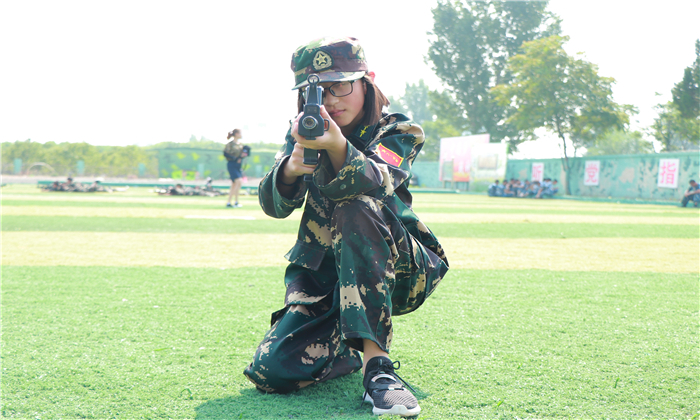 廣東軍事夏令營(yíng)