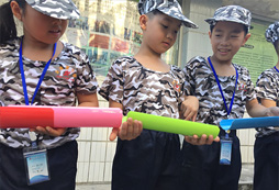 來廣東中學(xué)生夏令營給孩子一個(gè)收獲滿滿假期