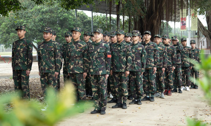 廣西軍事夏令營(yíng)價(jià)格.jpg