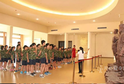 暑假和小伙伴一起參加桂林小學(xué)生夏令營(yíng)