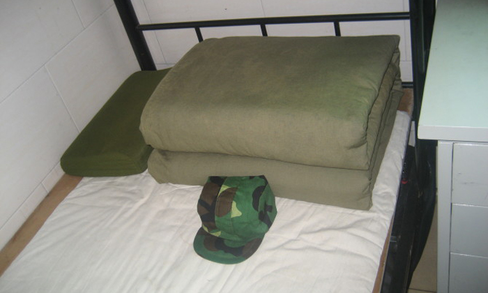 廣西軍事夏令營(yíng)