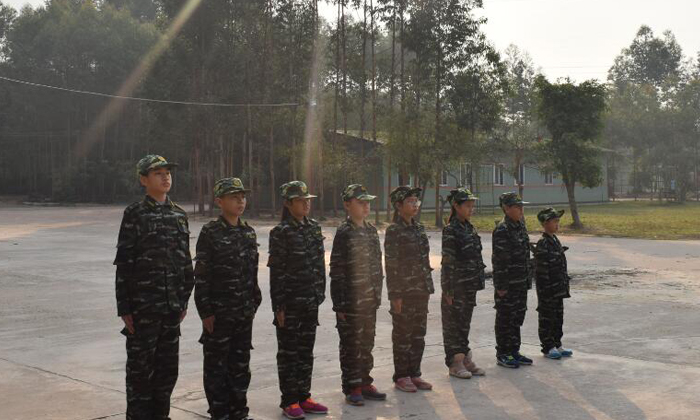 14天廣西特種兵訓(xùn)練營(yíng).jpg